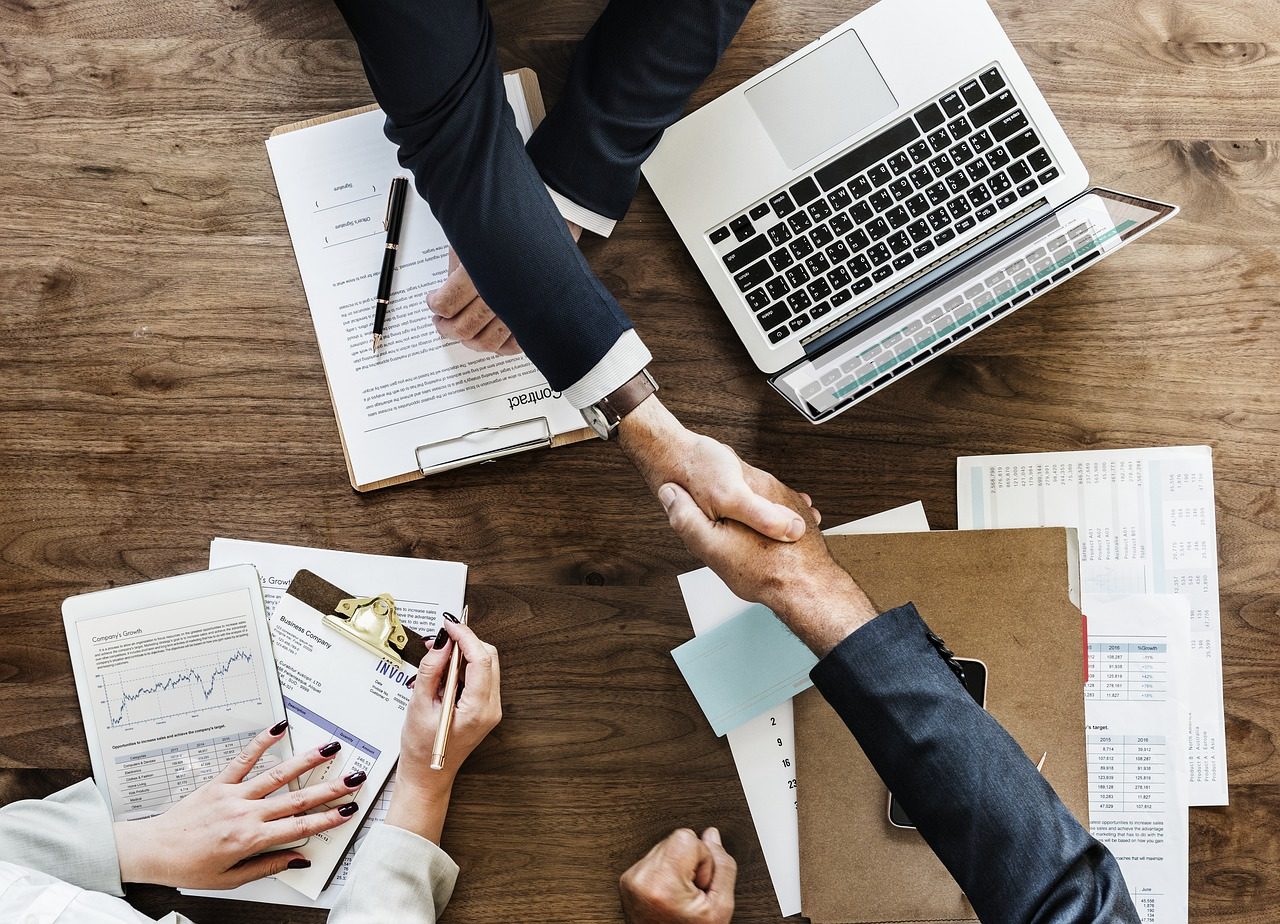 Business and Management Courses Abroad - Edwings